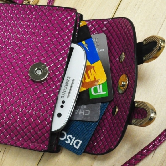 Pale Blue Leather Phone Crossbody Bag - Picture 8 of 8